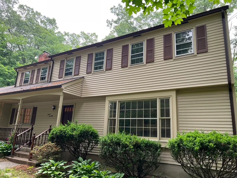 A Cheshire CT Colonial Needing Window Replacement